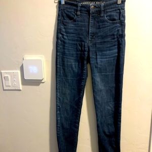Classic Dark Wash Skinny Jeans 00 or 24